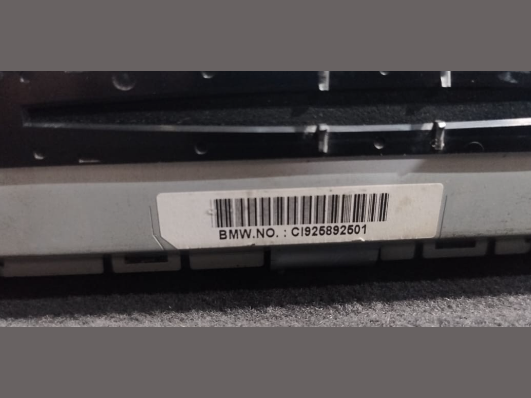 BMW 5 SERIES F10 F11 CD PLAYER RADIO AUDIO HEAD UNIT 9258925