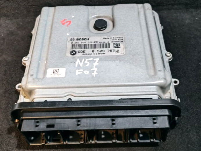 BMW 5 7 SERIES F01 F02 F10 F07 N57D30A ENGINE CONTROL UNIT ECU ONLY -  8509757