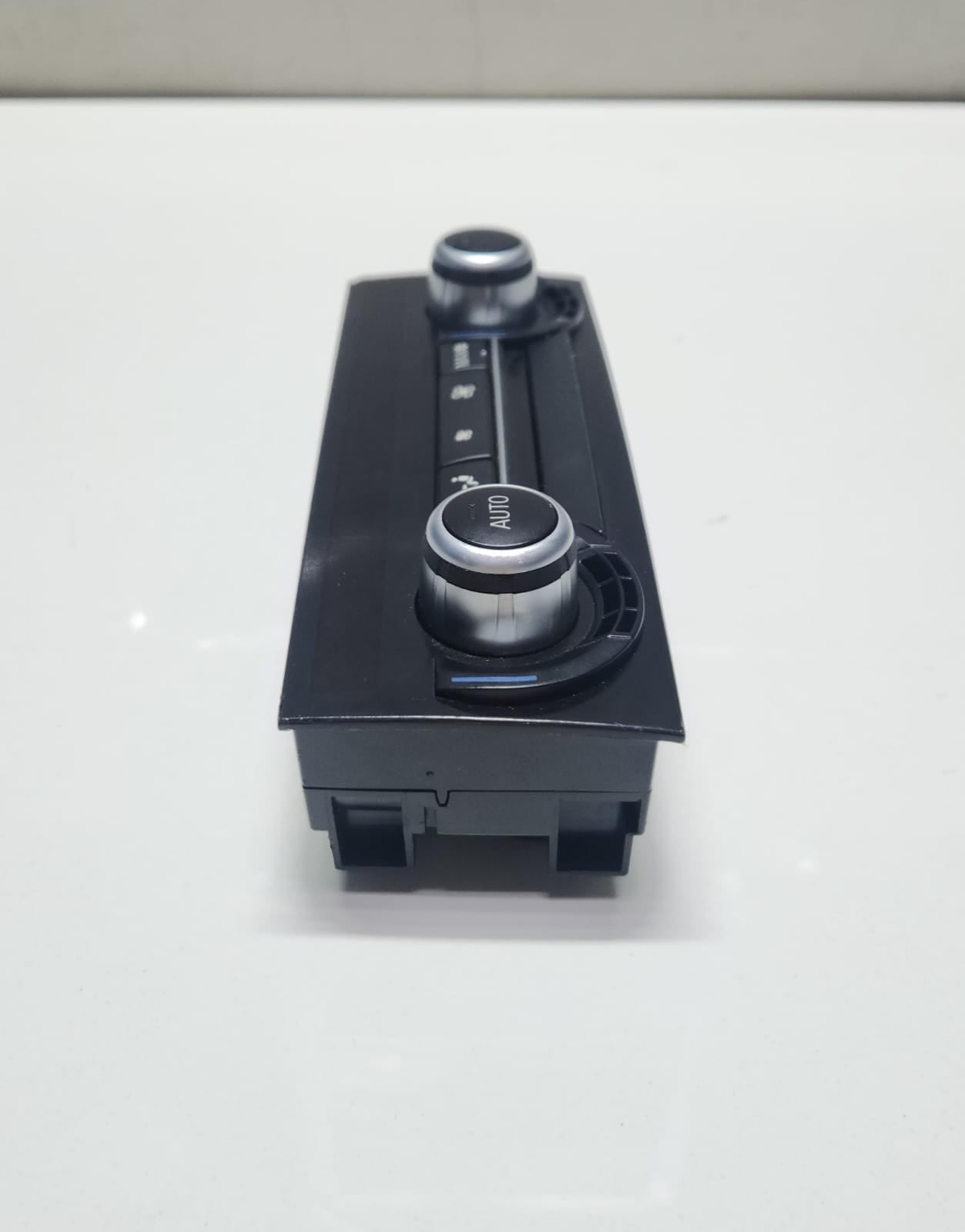 2010-2015 BMW 740i Rear Air Conditioning Control Unit 9224789 F01 F02 F03 OEM
