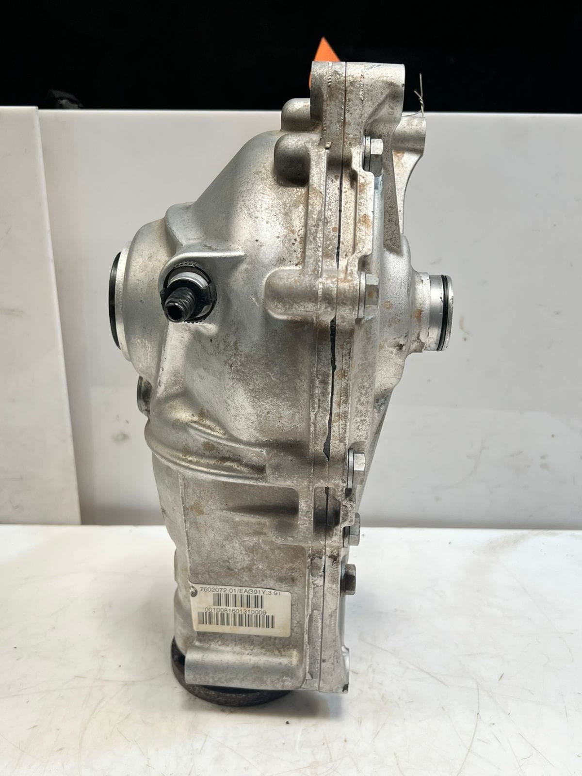 BMW E70 X5M and E71 X6M 4.4 V8 Front Differential Carrier 3.91 Ratio 7602072 OEM