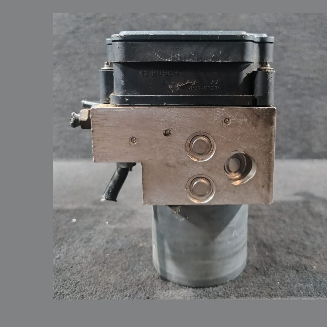 BMW 5 Series F10 F11 Anti lock Braking System DSC Module Hydraulic Unit 6868335
