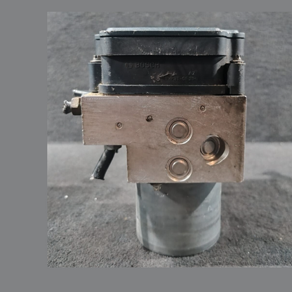 BMW 5 Series F10 F11 Anti lock Braking System DSC Module Hydraulic Unit 6868335