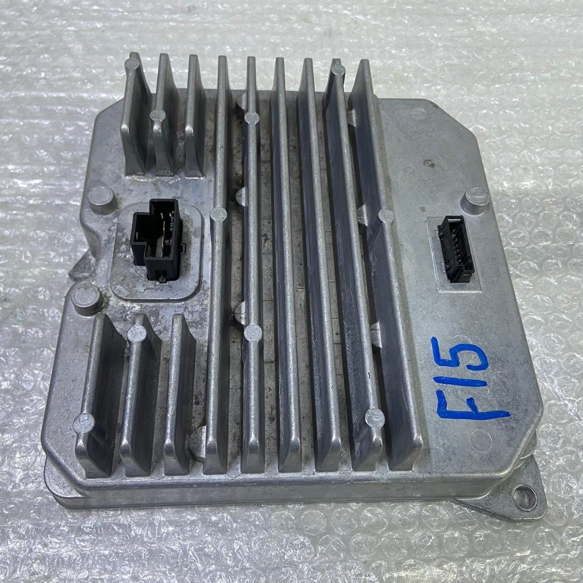 OEM BMW F15 X5 VOLTAGE CONVERTER CONTROL MODULE 9329336