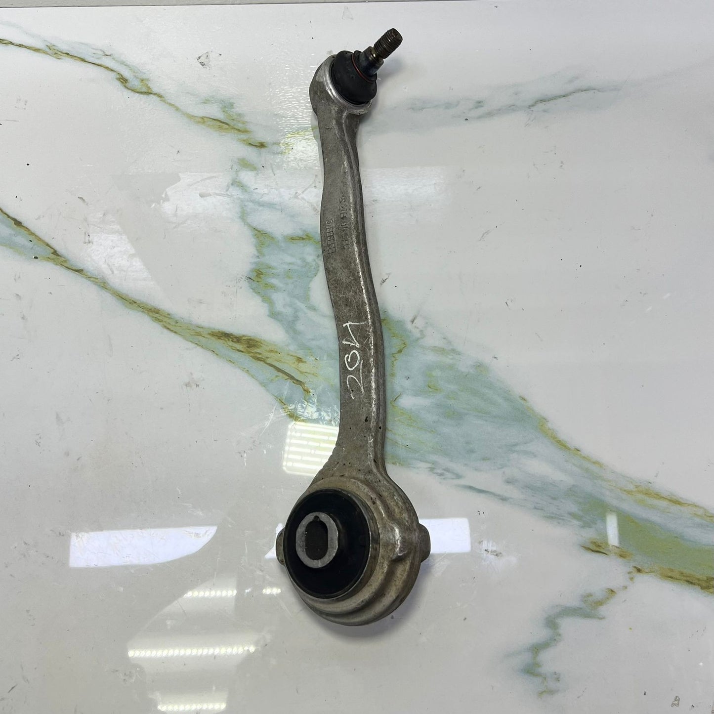 08-14 Mercedes W207 E350 C300 C350 Front Left Side Suspension Upper Control Arm