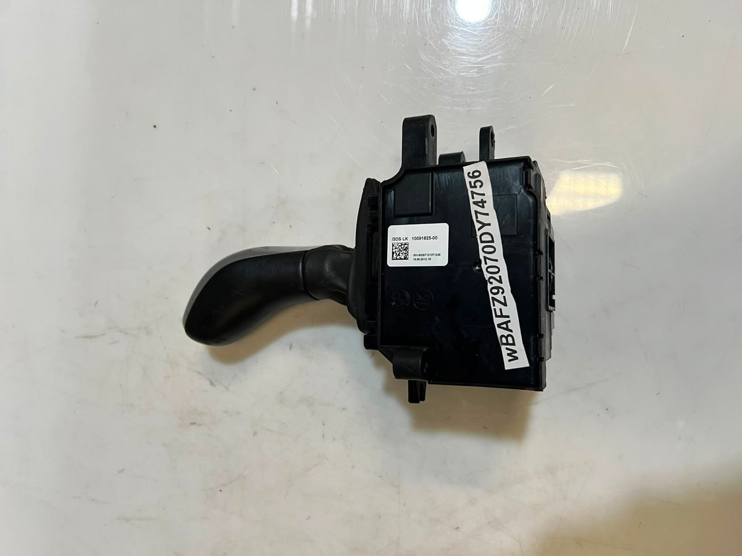BMW 5 6 Series F10 F11 F12 F13 Automatic Gear Selector Switch 9260975 OEM