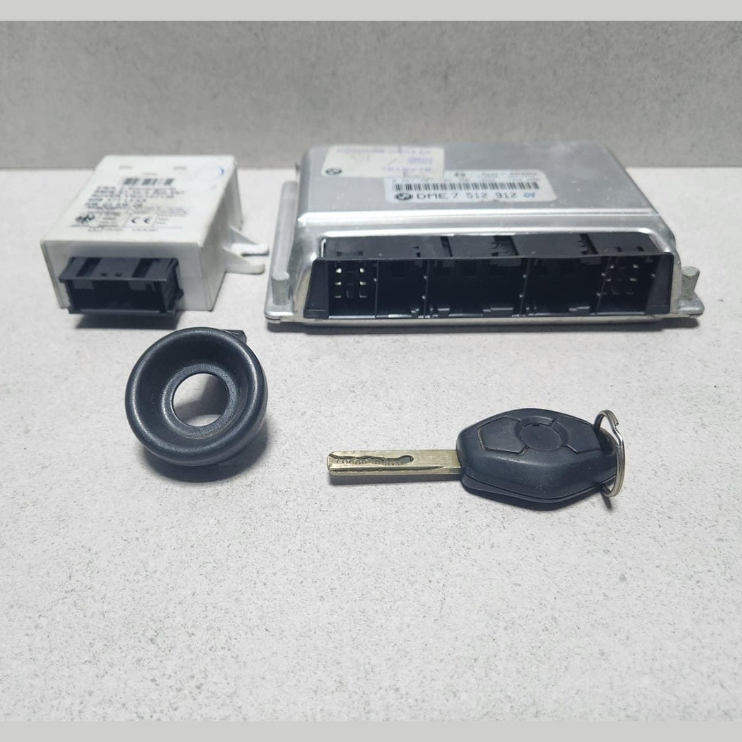 2002 BMW 540i Engine Control Module 7512912 X5 E53 4.4L and 540i