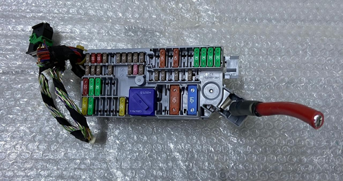 OEM BMW G20 X3 G01 Stromverteiler-Steuergerät Front-Sicherungskasten 6807487