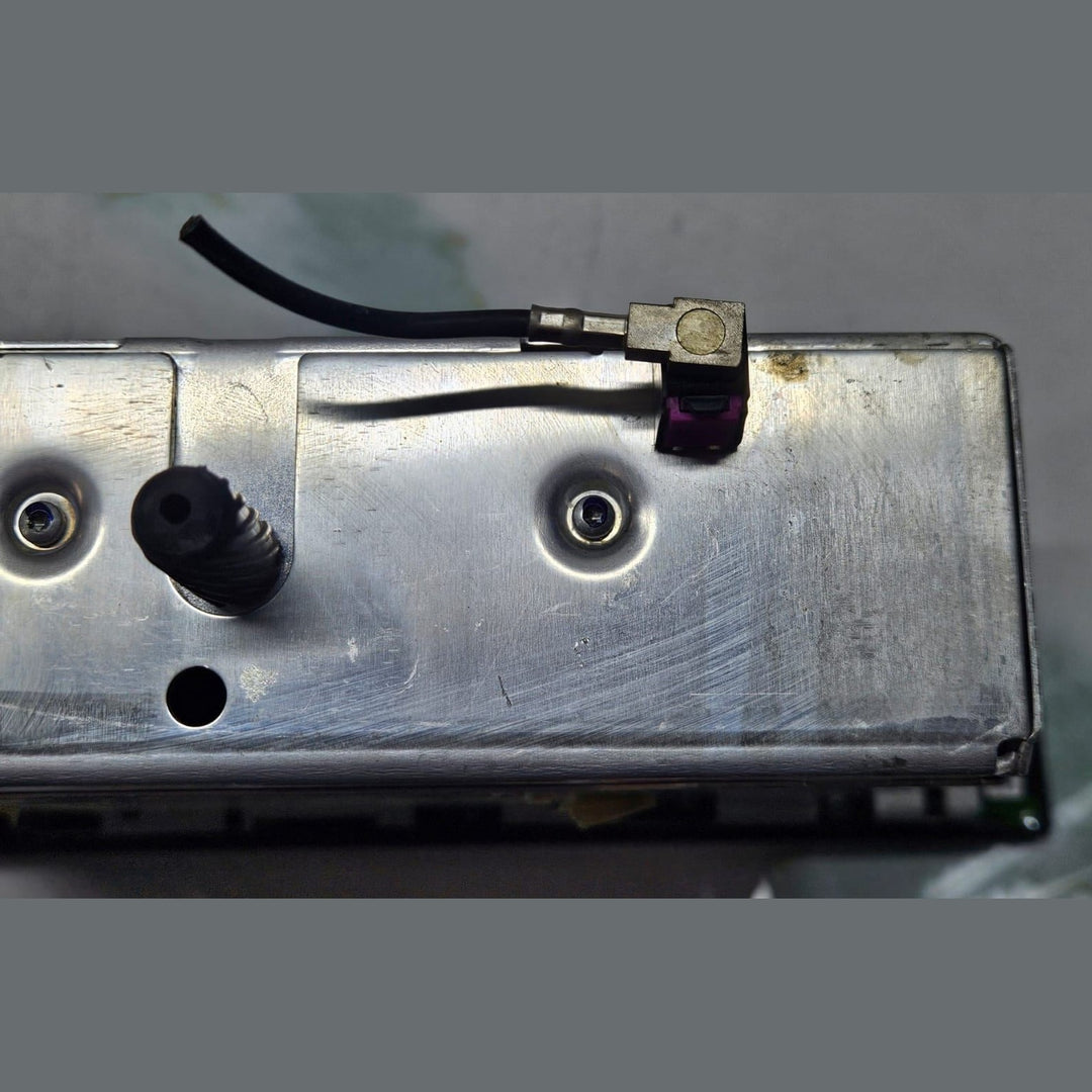 BMW 3 E90 E91 E92 1 E87 E82 E84 RP Radio Professional CD HEAD UNIT 9302147 OEM