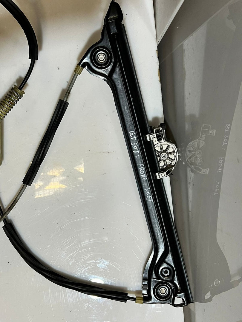 2012-2018 BMW 640i 6 Series F06 Window Regulator With Motor Front Left 7275397