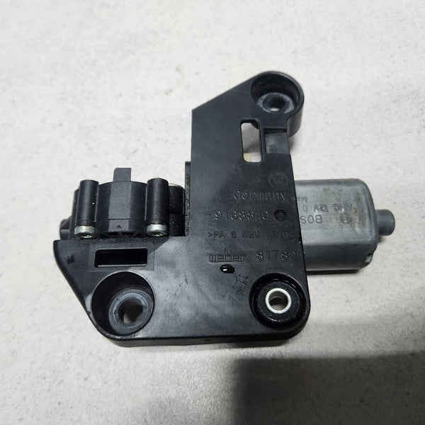 2010-2015 BMW 740i Actuator Sun Blind Shade Rear Right 9178670F01, F02, F04