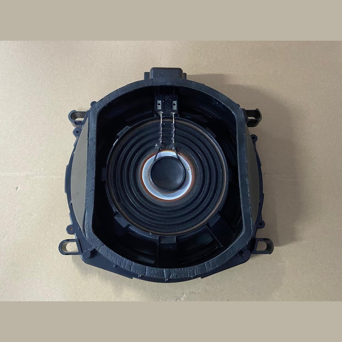 OEM BMW X3 F25 X5 F15 Floor Under Seat Speaker Sub Woofer Left 7863531