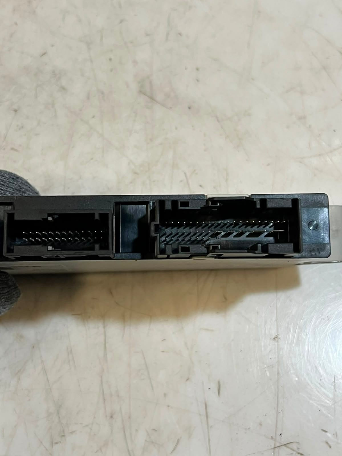 2011 BMW F11 N52 530I Engine Control Module ECU SET DME MSV90+CAS4 7613806