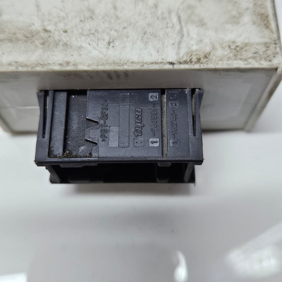 2011-2015 BMW 550i F10 F11 Park Assist Control Module 6798690