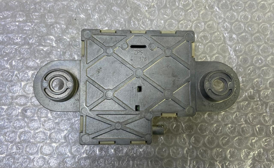 OEM BMW X5 E70 Radio Antenna Amplifier Control Module Unit 6935024