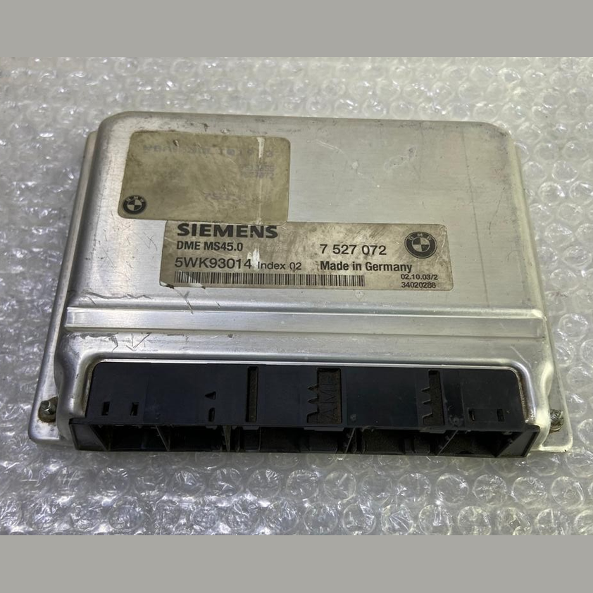 OEM BMW 5 SER 530i E60 E61 SEDAN x3 ENGINE CONTROL MODULE ECU ONLY DME 7527072