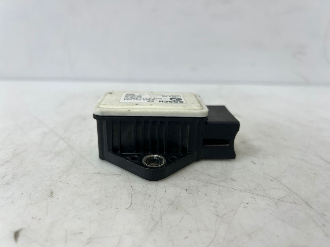 2007-2010 BMW X3 E83 F25 ESP Yaw Rate Sensor 3417699 OEM