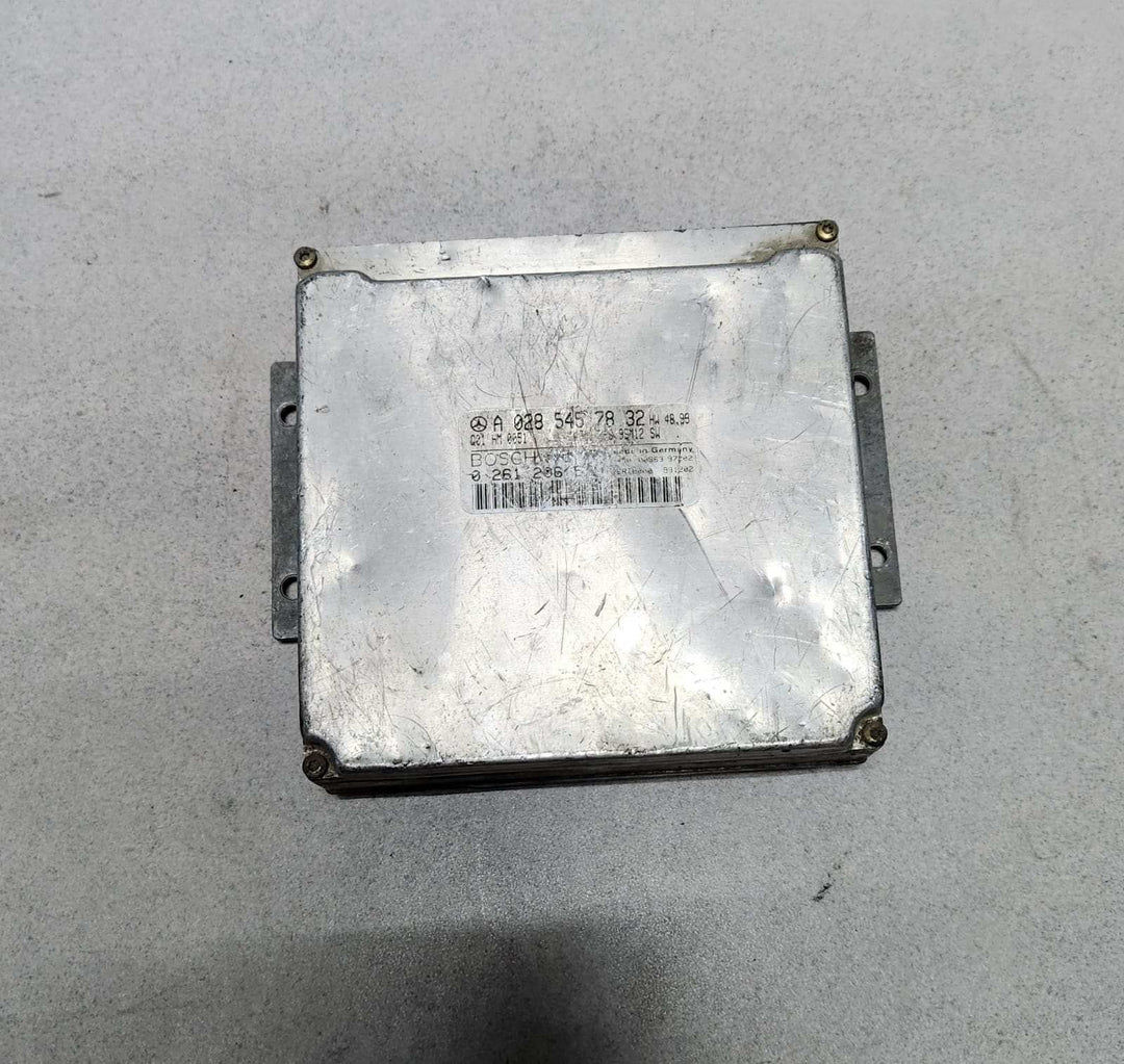 1998-2001 Mercedes-Benz SLK230 Engine Control Unit A0285457832