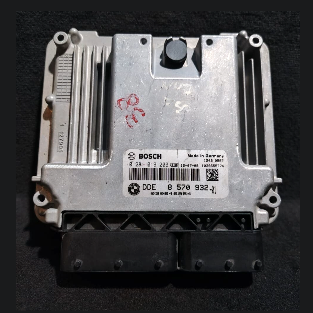 OEM BMW F30 DIESEL 320D 2012 N47 ENGINE CONTROL ECU UNIT ONLY  8570932