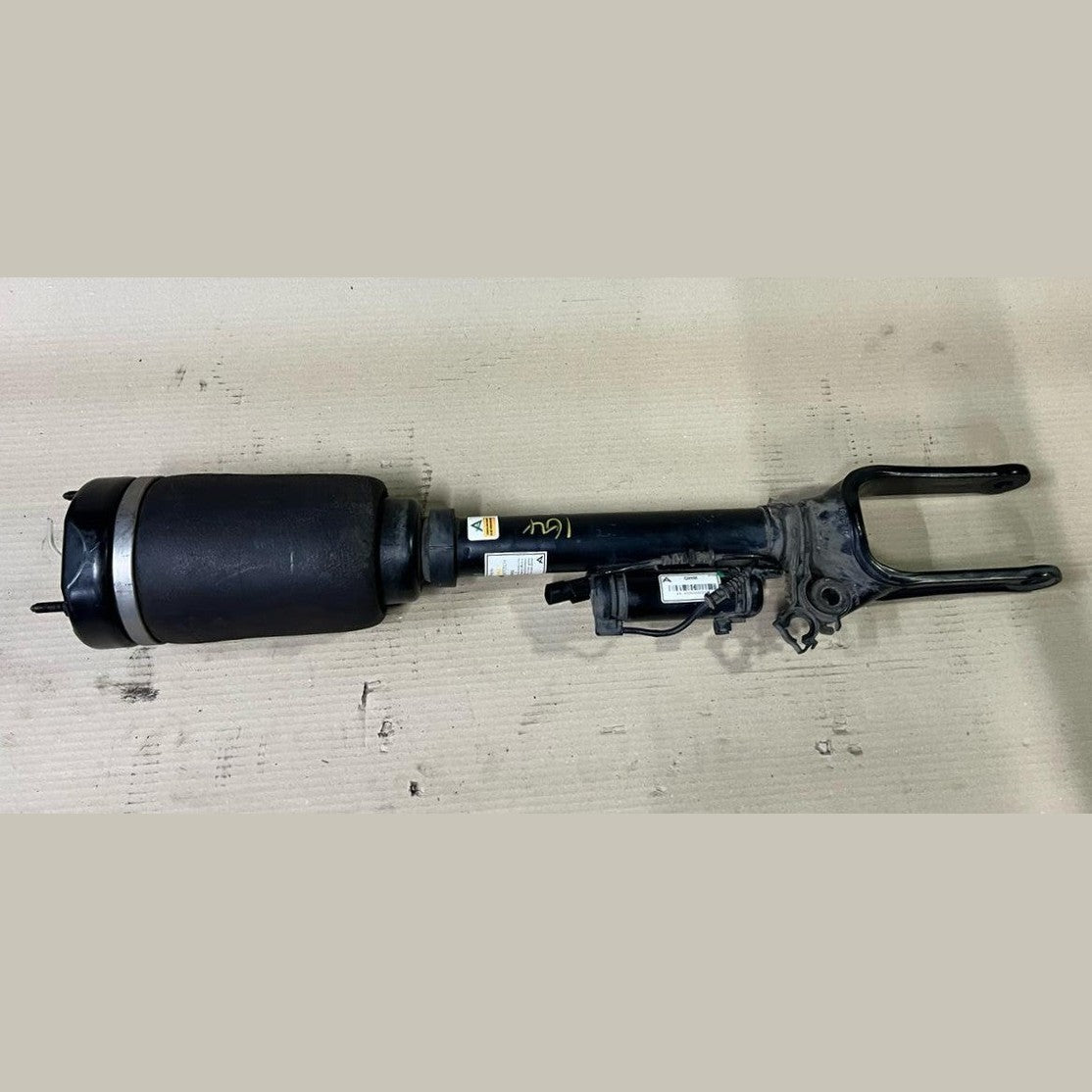Mercedes W164 GL350 GL450 Front Right Side Air Suspension Shock Absorber Strut