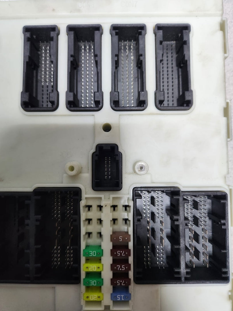 BMW F30 F31 Front Electronic Module 6843899 OEM