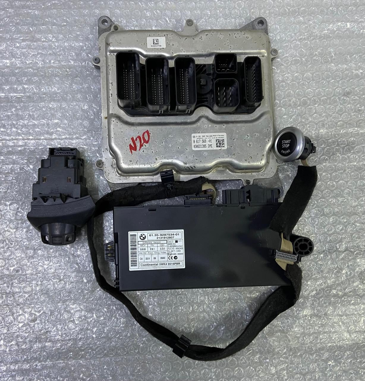 OEM 2014 BMW N20 Z4 Engine Control Module Unit ECU SET 20i sDrive Petrol 8617569