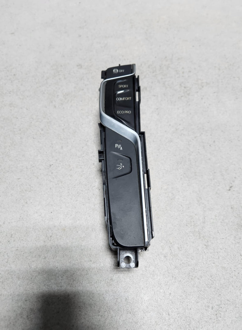BMW Operating Unit Center Console 6843967 G32 6 Series GT