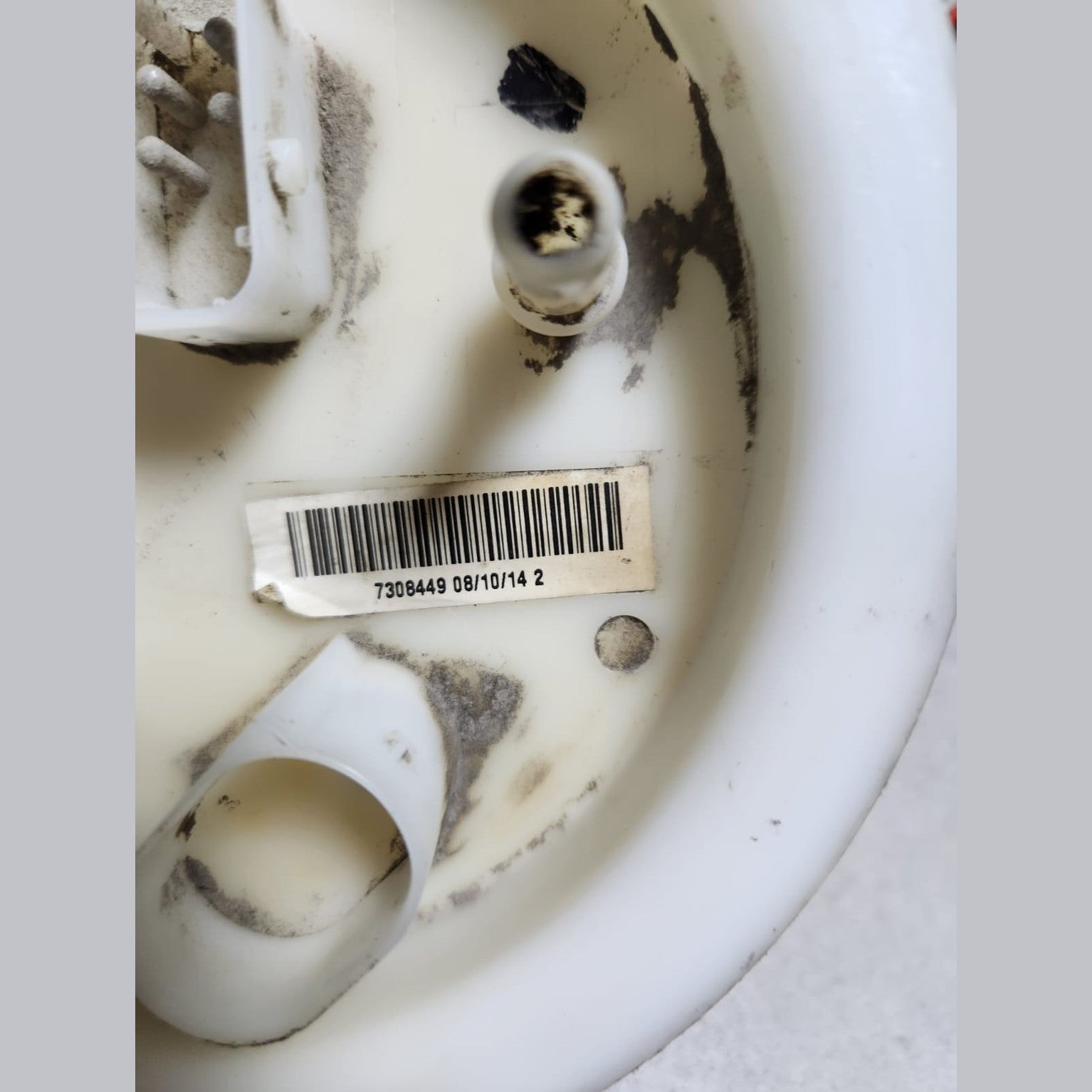 2013-2018 BMW 650i Fuel Pump 7308449 5-Series F07 F10 F11 and 6-Series F06 