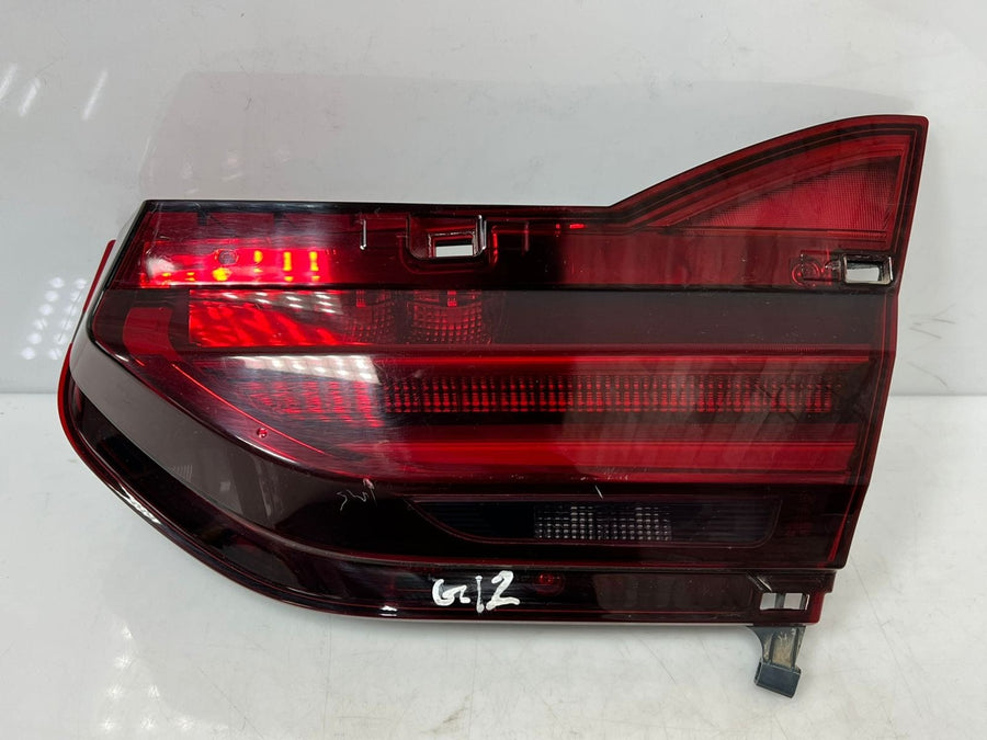 2015 BMW 7 Series G11 G12 Tailgate Light 2583244 OEM