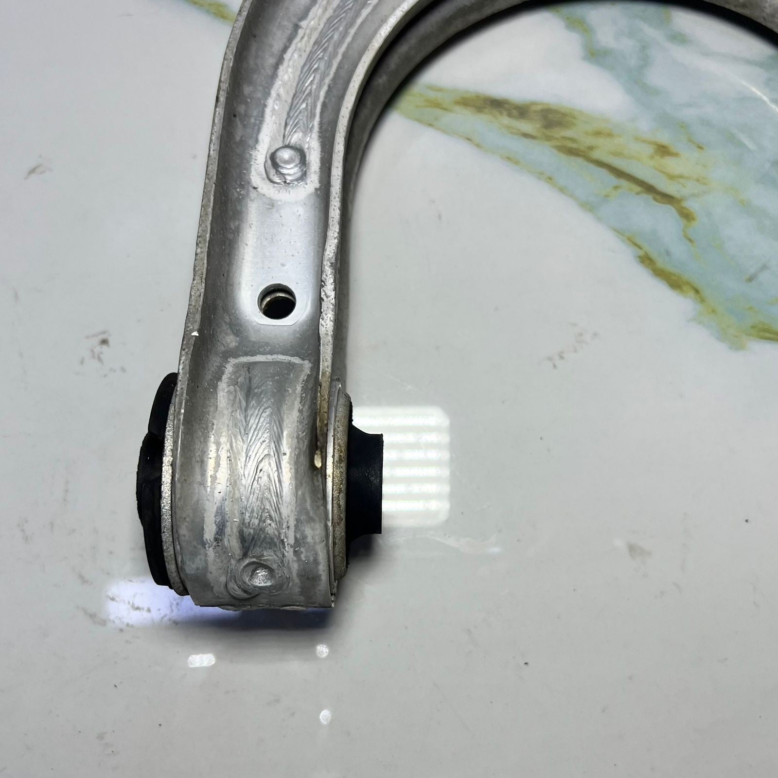 03-09 Mercedes W211 E-Class E320 Front Right Passenger Side Upper Control Arm