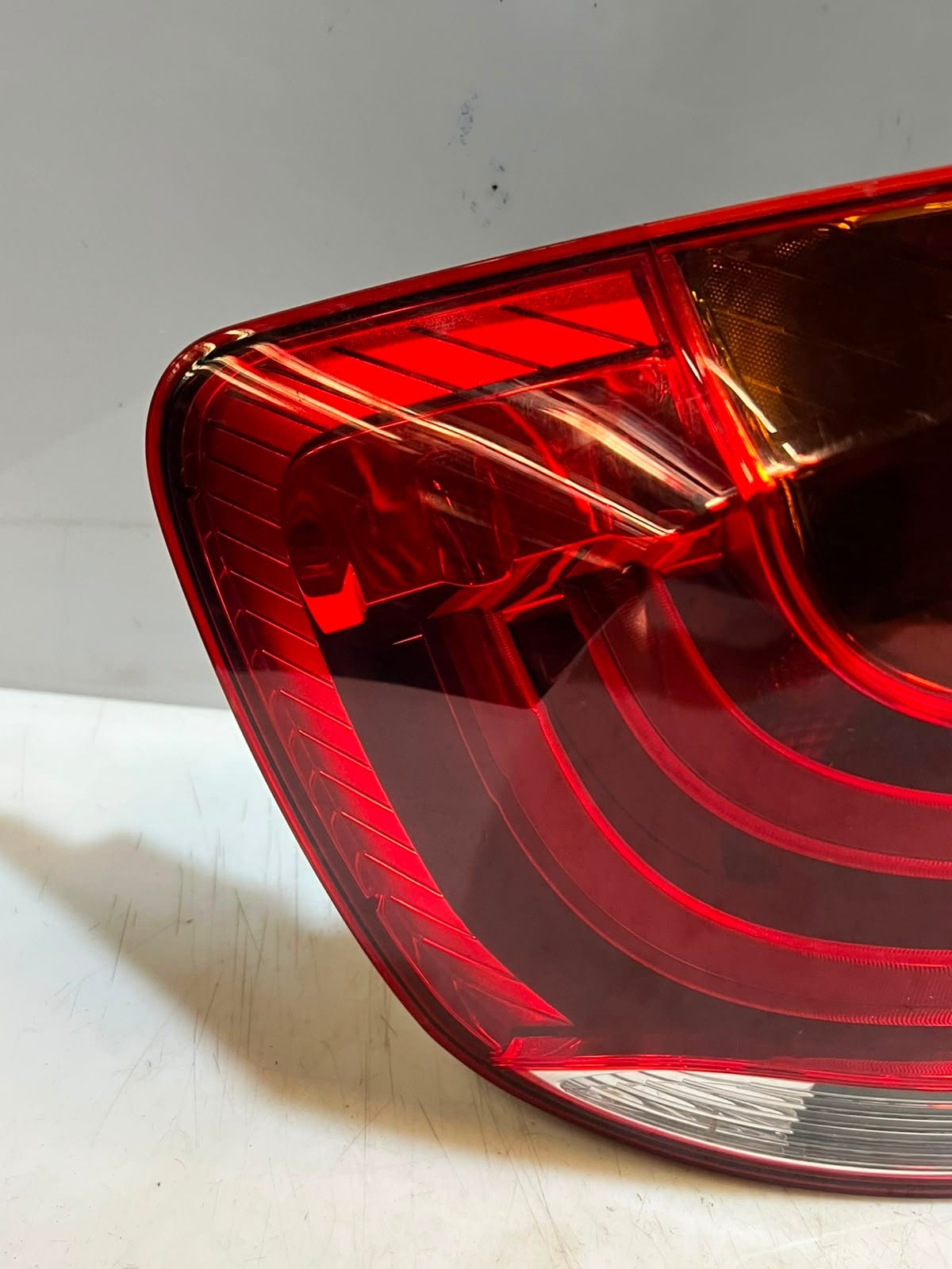 2010-2015 BMW X1 E84 Tail Light, Left SIDE BACK LIGHT 2990109 ECE