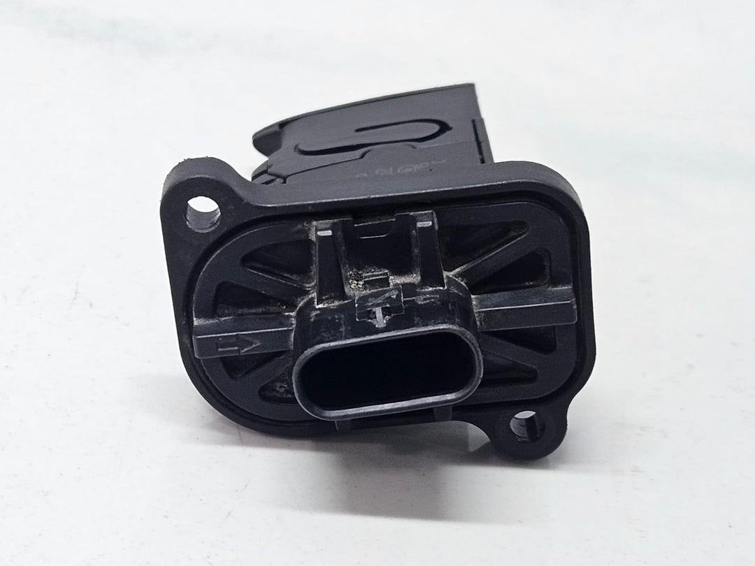 2014-2018 BMW X1, X3, X4, X5 models Mass Air Flow Sensor 7602038 OEM