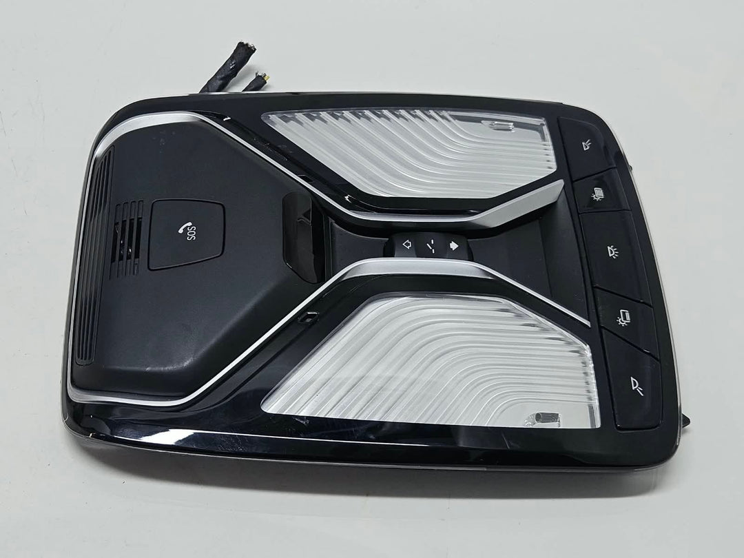 9391452-2015-2018 BMW 740i G11 G12 RHD Roof Reading Light OEM