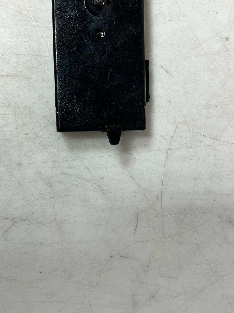 BMW F22 F30 F32 F35 F52 F80 M3 F82 M4 F87 M2 Antenna Amplifier 9231178 OEM
