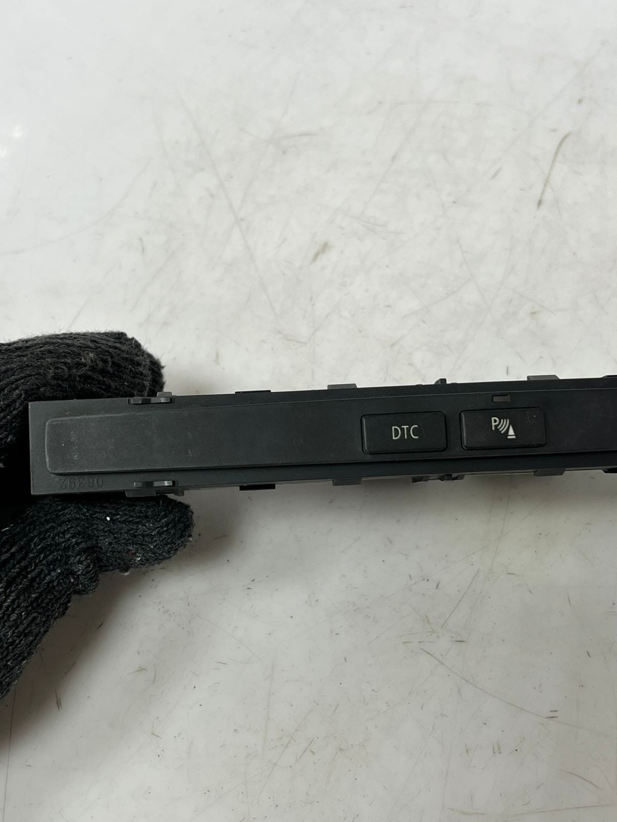 BMW 5 Series E60 E61 Dtc Switch Button Module Panel Front 6952478 OEM