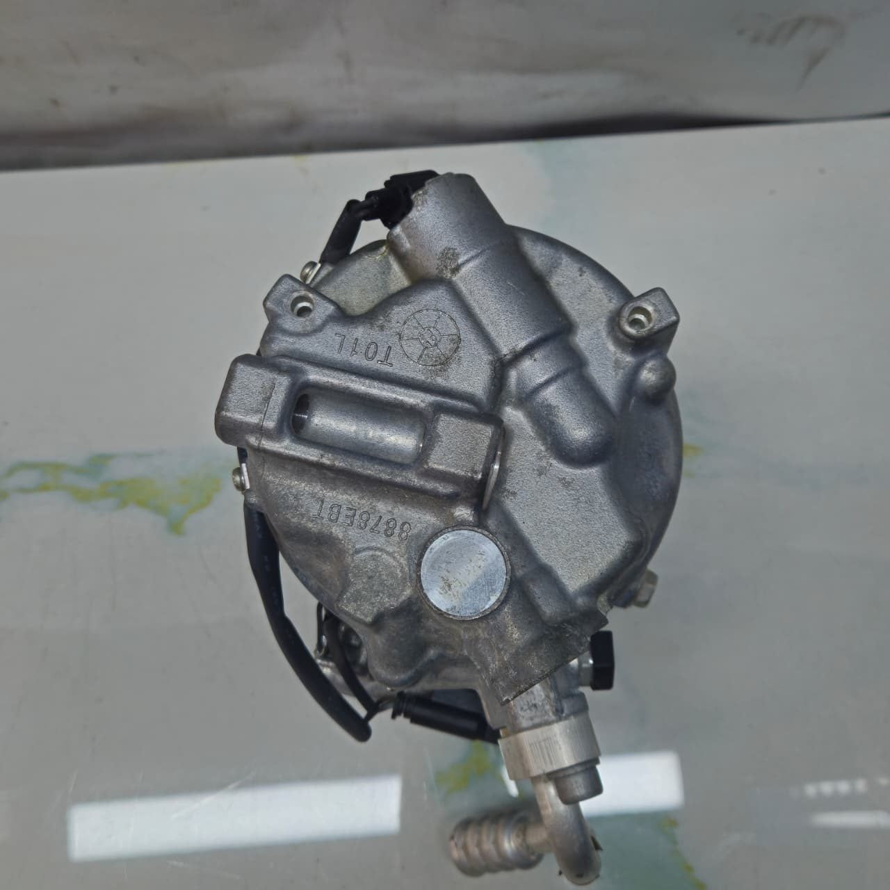 2016-2019 BMW 750Li M5 F90, M8 F91 F92 Air Conditioning Compressor 5A112E1