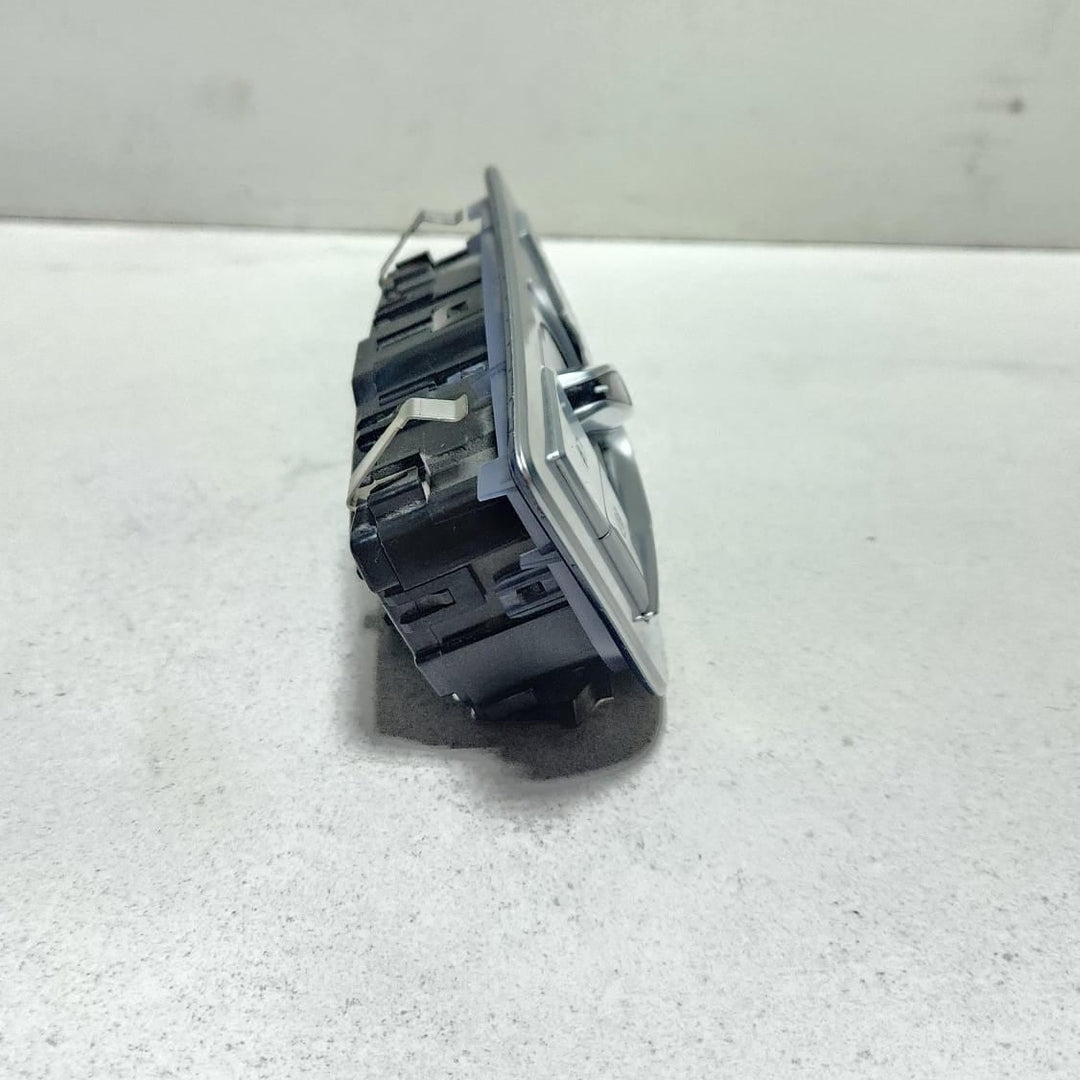 2015-2019 BMW 740i Headlight Fog Light Control Switch Panel 6841891 7 Series G11