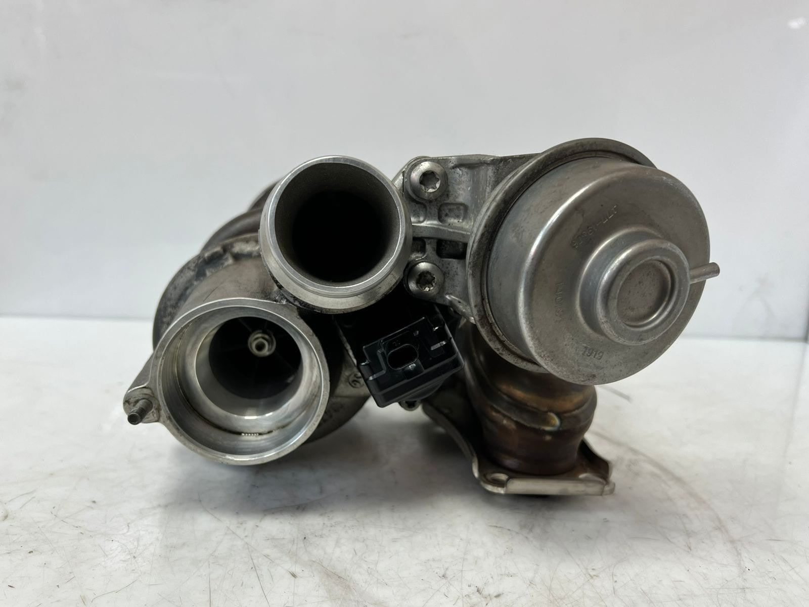2012-2018 BMW 320i, 328i, 428i, X1, X3, X4 Turbo Mount Bracket 7588937 OEM