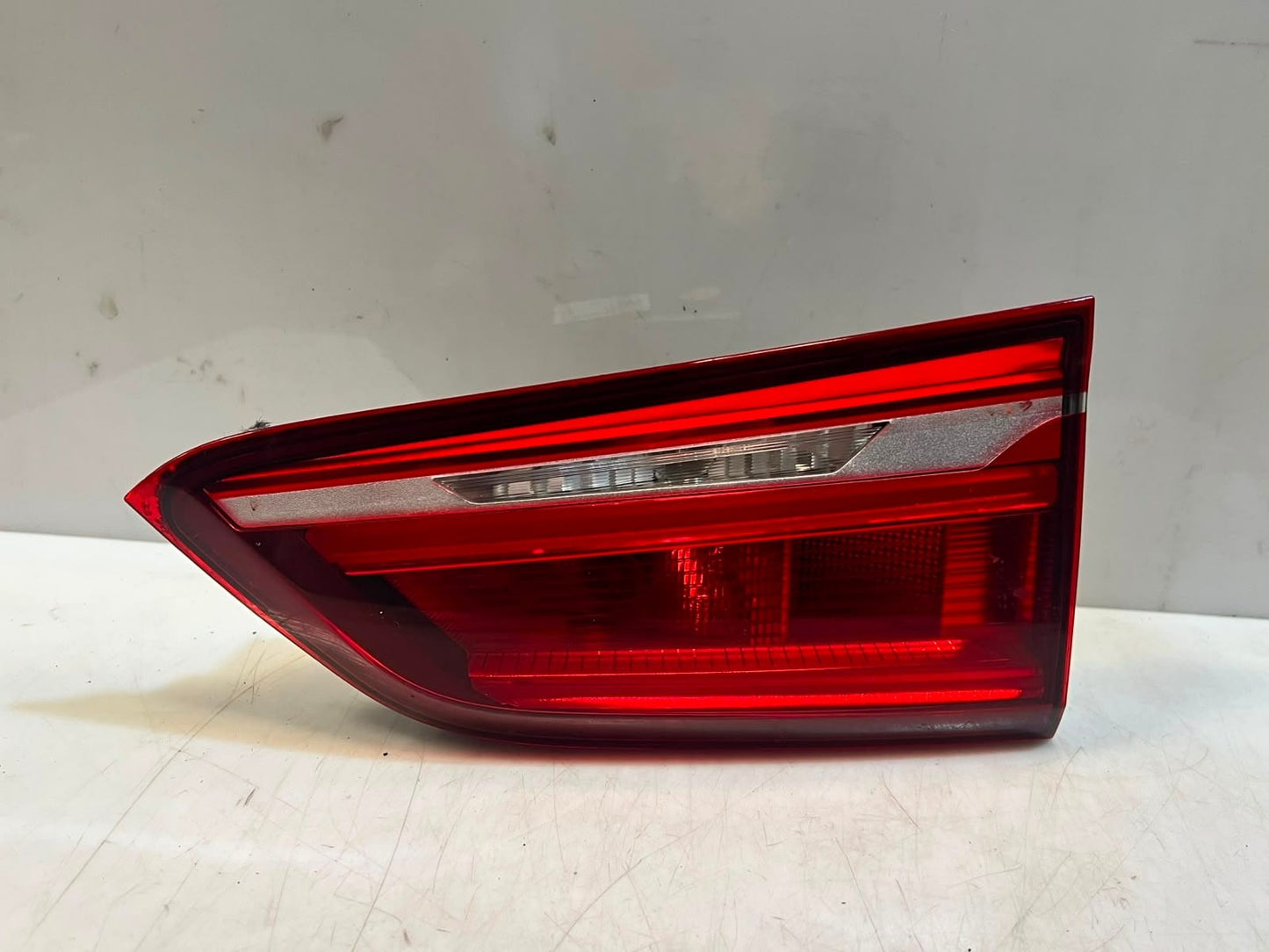 2015-2020 BMW X1 F48 Rear Light Right TRUNK LID BOOT Taillight 2710636 OEM