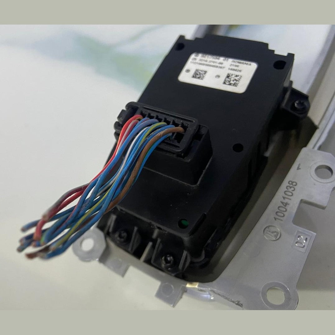 OEM BMW F10 F18 F12 F15 F26 X3 X4 Parking Brake / HILL HOLD Switch 9217594