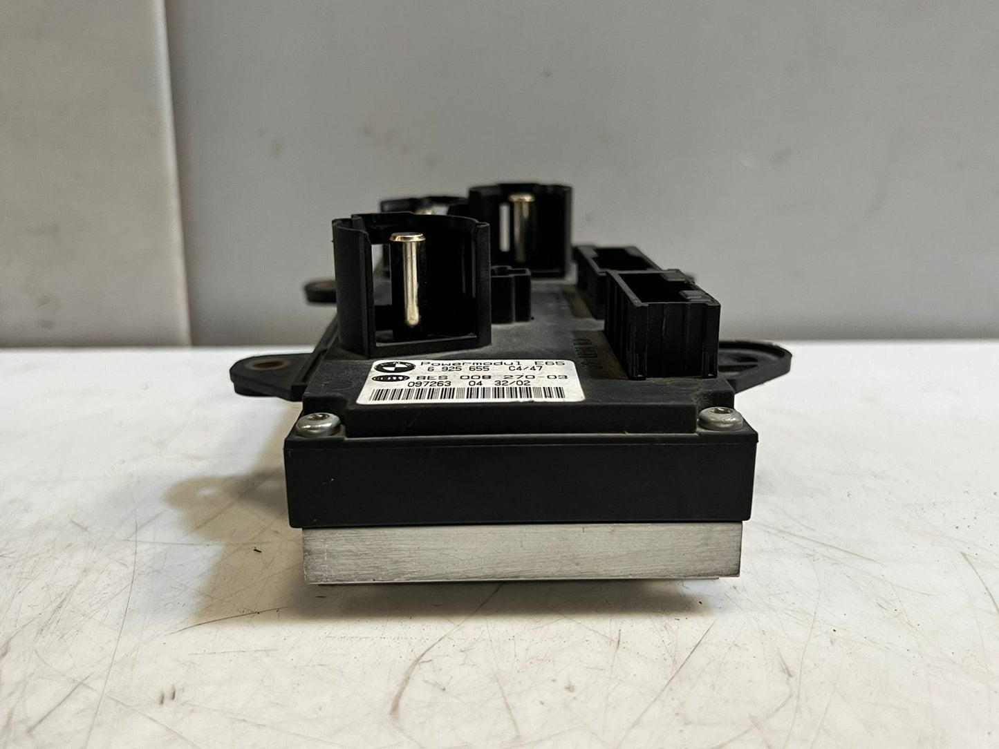 2002-2008 BMW 7 Series E65 E66 Body Power Control Module 6925655 OEM
