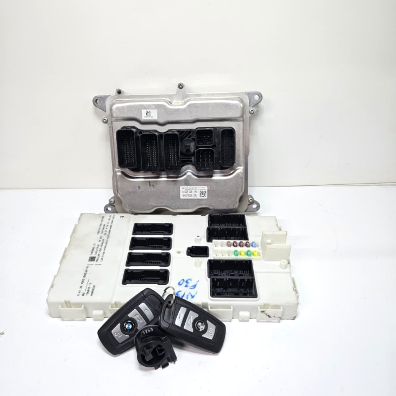 8630125-BMW Engine F20 F21 F30 N13 DME Key Set Control Unit MEVD17.2.5 OEM