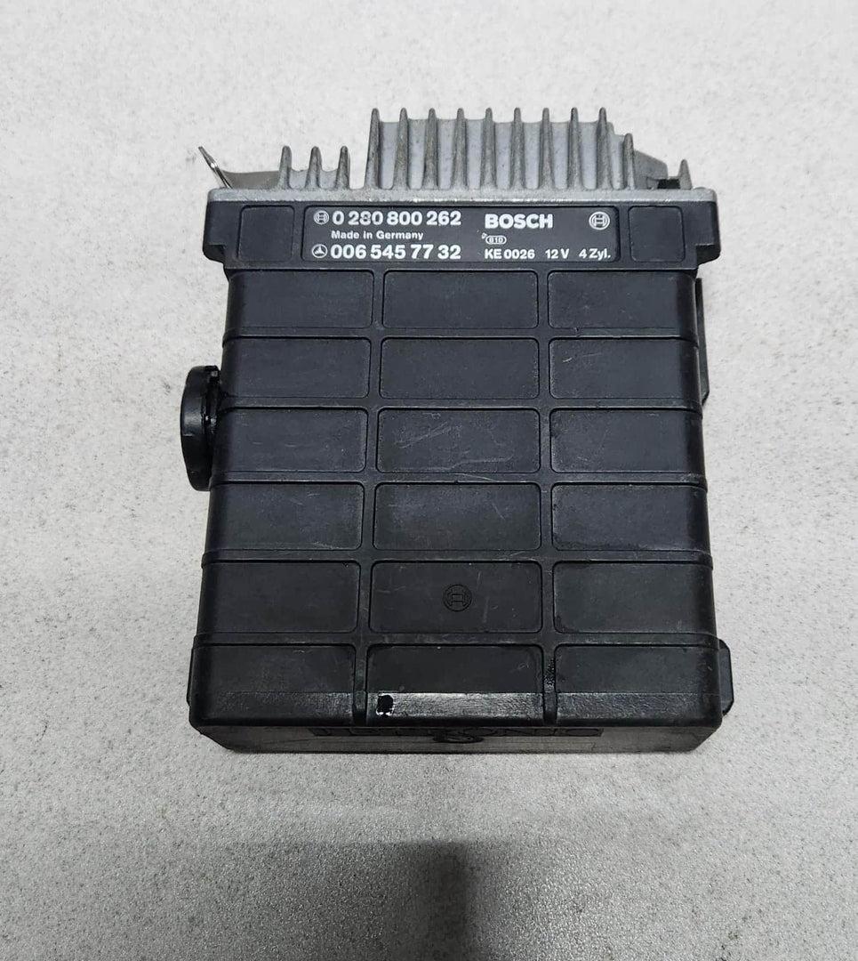 Benz Engine Control Unit 0280800262  W201 and W124 ECU