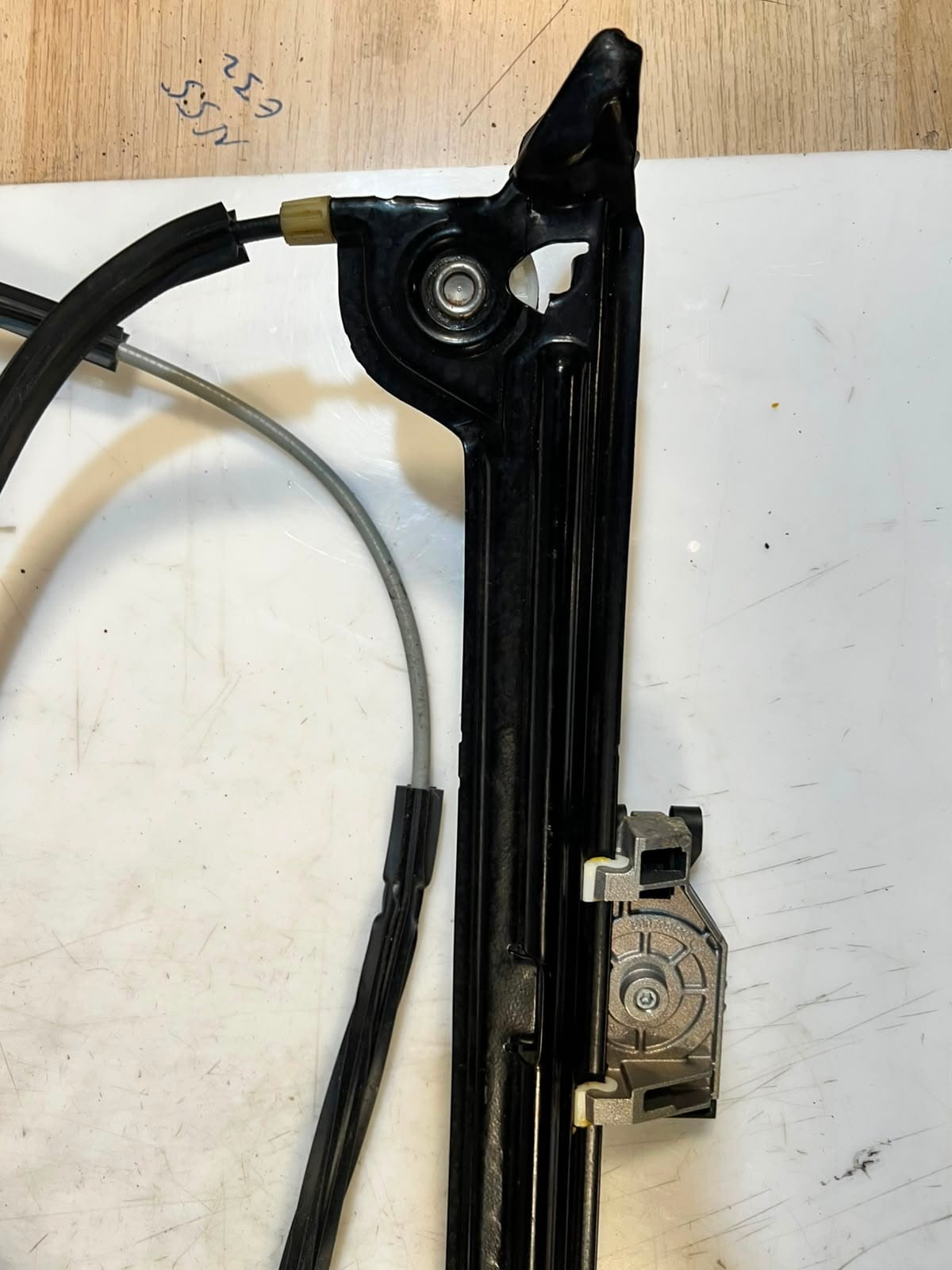 BMW 5' F07 GT Front Door Window Regulator With Motor Electric 7197911 OEM