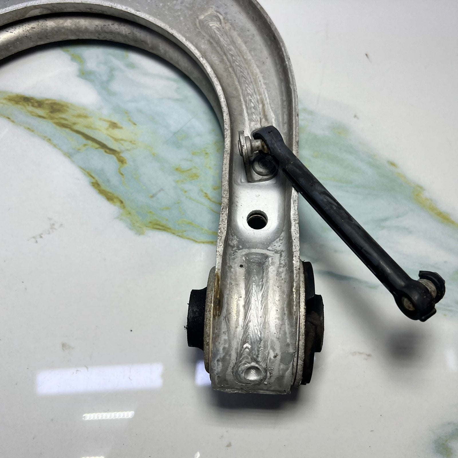 03-09 Mercedes W211 E-Class E320 Front Right Passenger Side Upper Control Arm