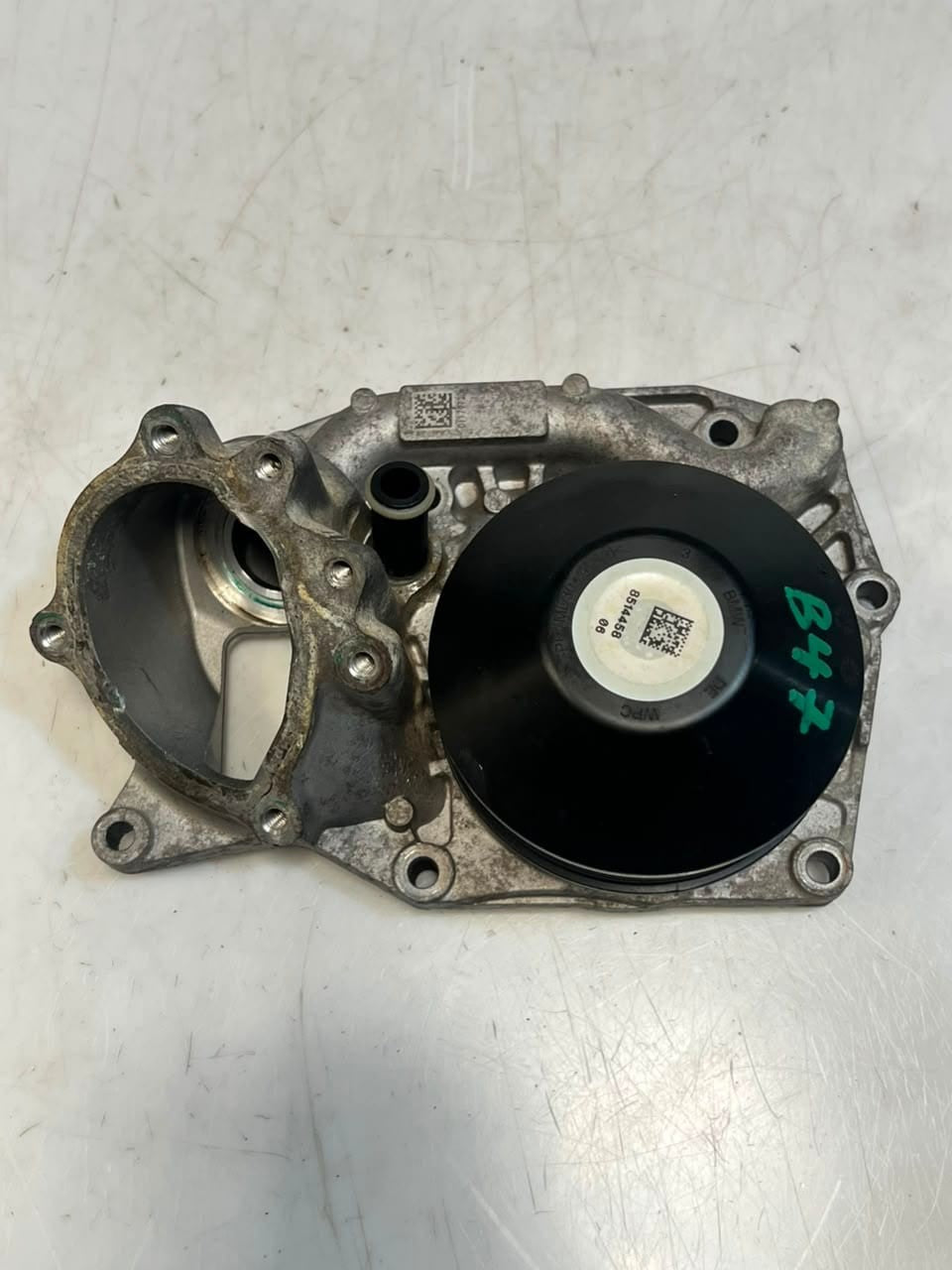 2014 BMW F20 F21 F22 F23 F30 F31 F32 F33 B47 435i Water Coolant Pump 8514458 OEM