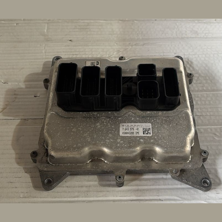 BMW F30 F31 F10 F11 F25 N20 ENGINE ECU ONLY DME 7643979