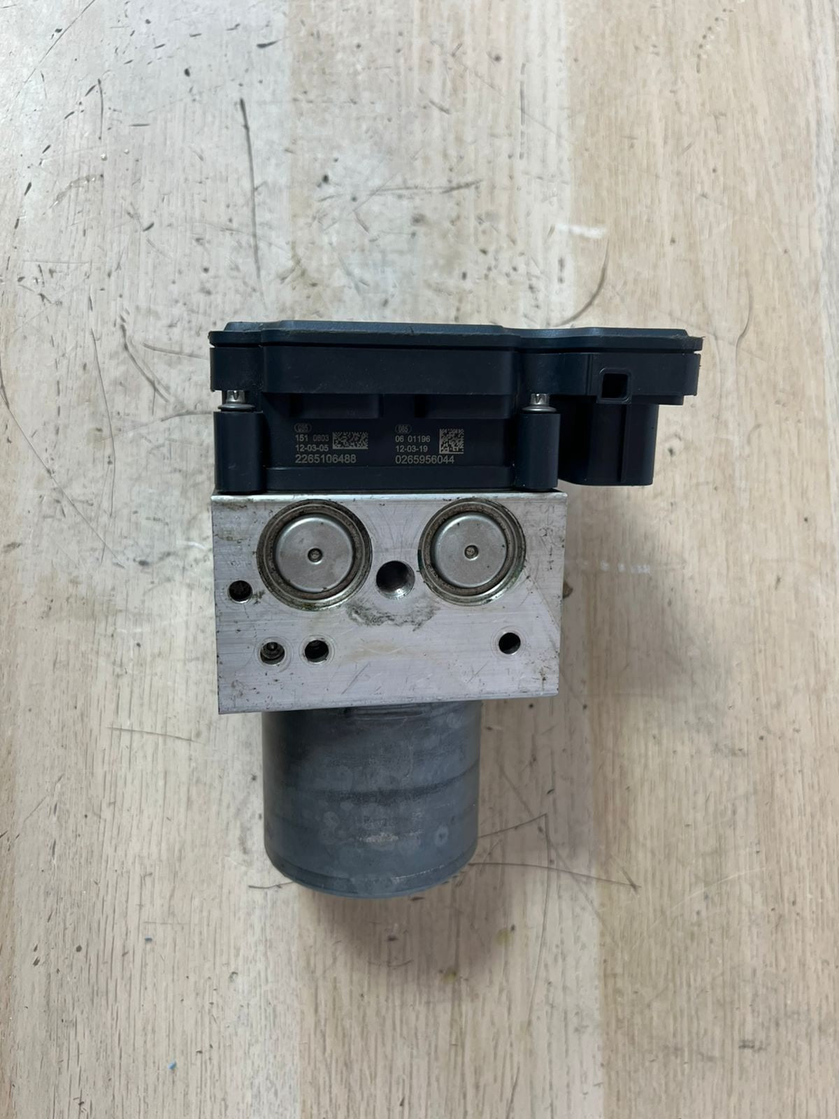 BMW 5 6 7 F01 F02 F06 F07 F10 F11 F12 F13 ABS UNIT PUMP HYDRO UNIT DSC 6797668