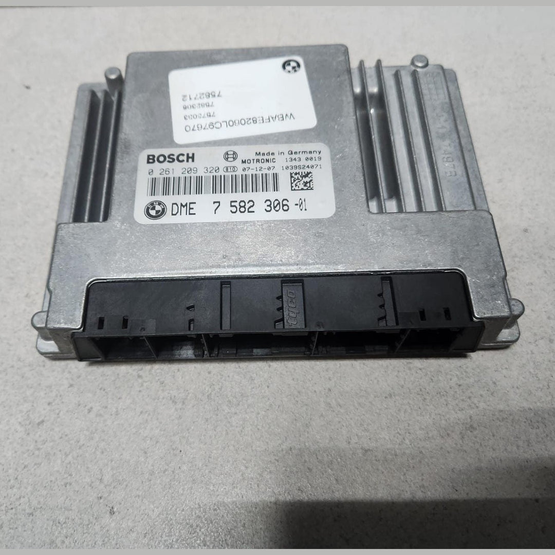 2006-2009 BMW X5 4.8I Engine Control Unit 7582306 N62N ECU SET RHD