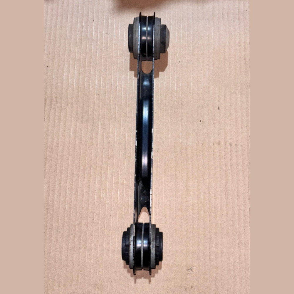 BMW 5 G30 7  G12 8  G14 M5 F90 M8 F91 FRONT GUIDE ROD RIGHT 6867538 OEM