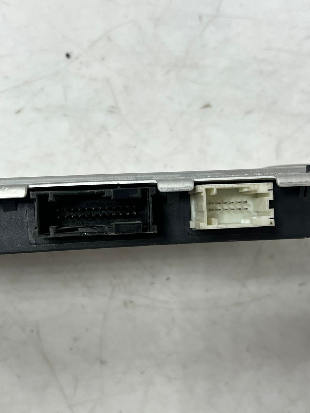 2011-2015 BMW F10 F12 F07 550i 535i Footwell Light Control Module 9250456 OEM